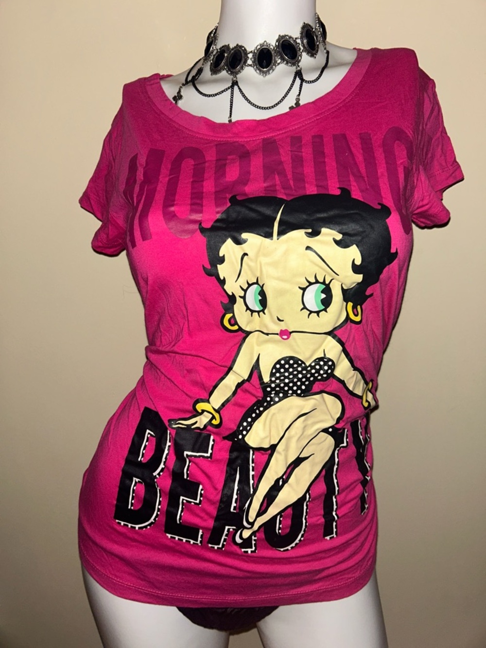 2013 Betty Boop Hot Pink Short Sleeve Graphic Tee